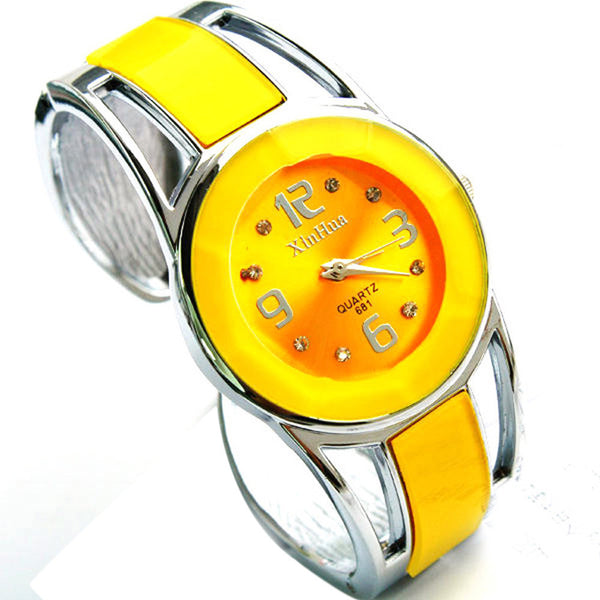 Womens Alloy Band Quartz Analog Round Dress Bracelet Wrist Watch Gift